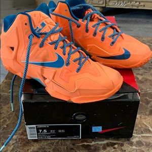 Nike Shoes - Lebron XI shoes Nike Shoes - Lebron XI shoes